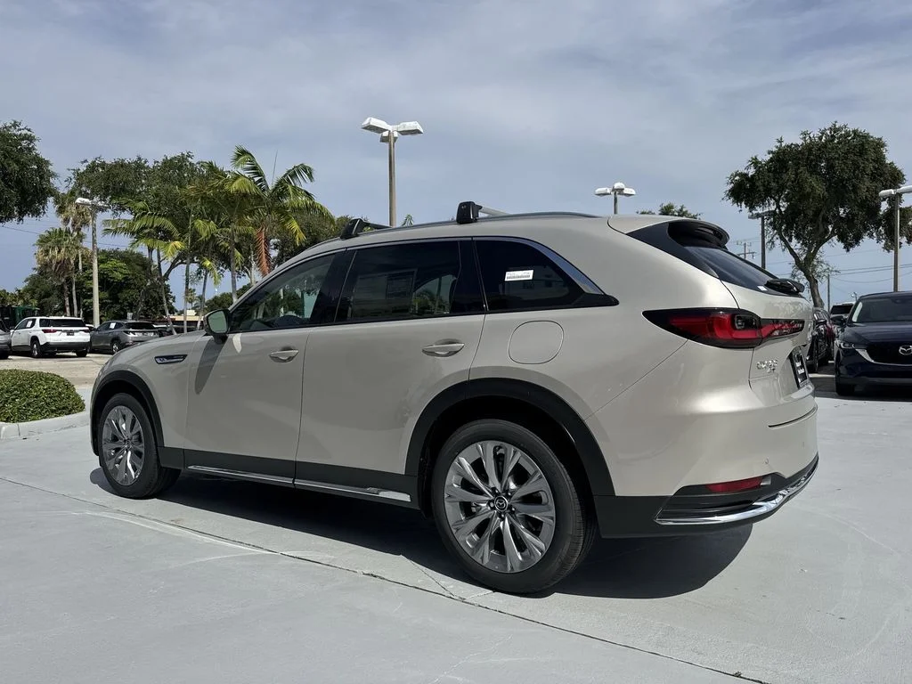 New 2026 Platinum Mazda 3.3 Turbo Premium Plus AWD image 26