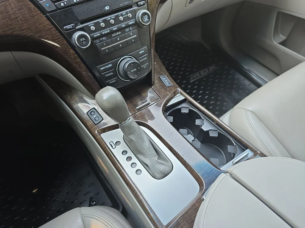 Used 2012  Acura Technology image 24