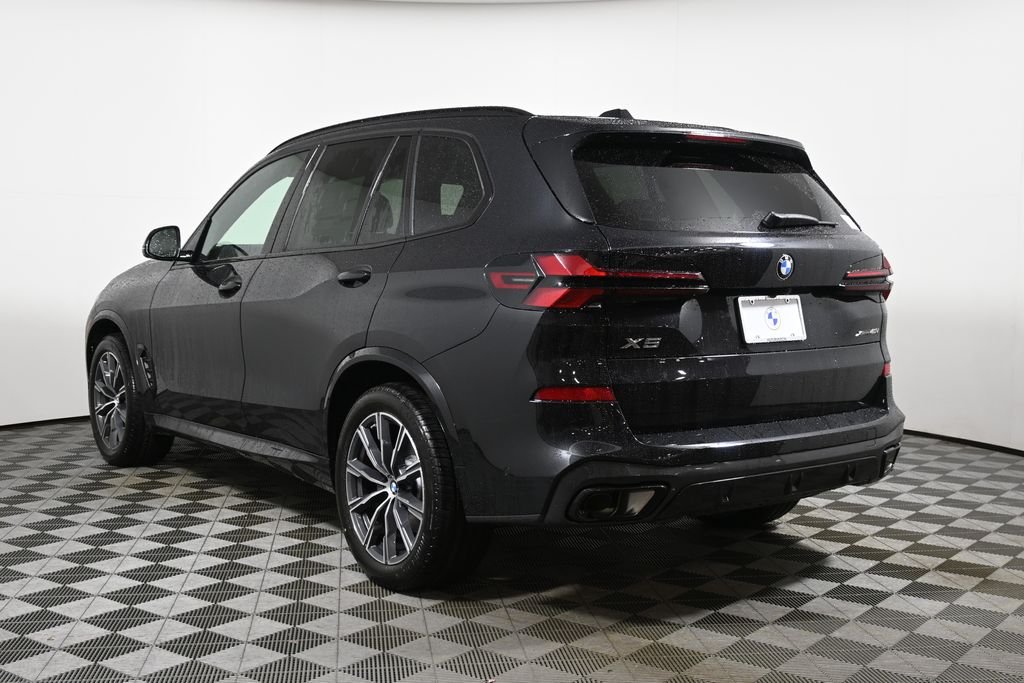 New 2026 Black Sapphire Metallic BMW xDrive40i image 5