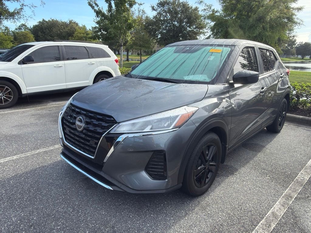 Used 2024 Gray Nissan S image 1