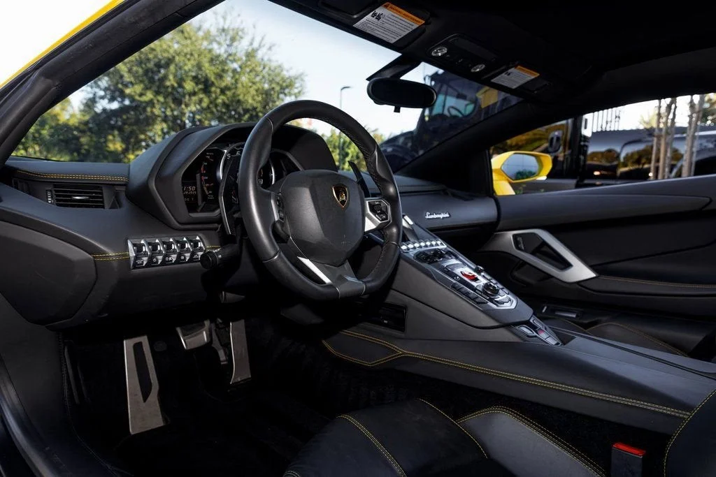 Used 2014 Giallo Evros Lamborghini LP700-4 image 26