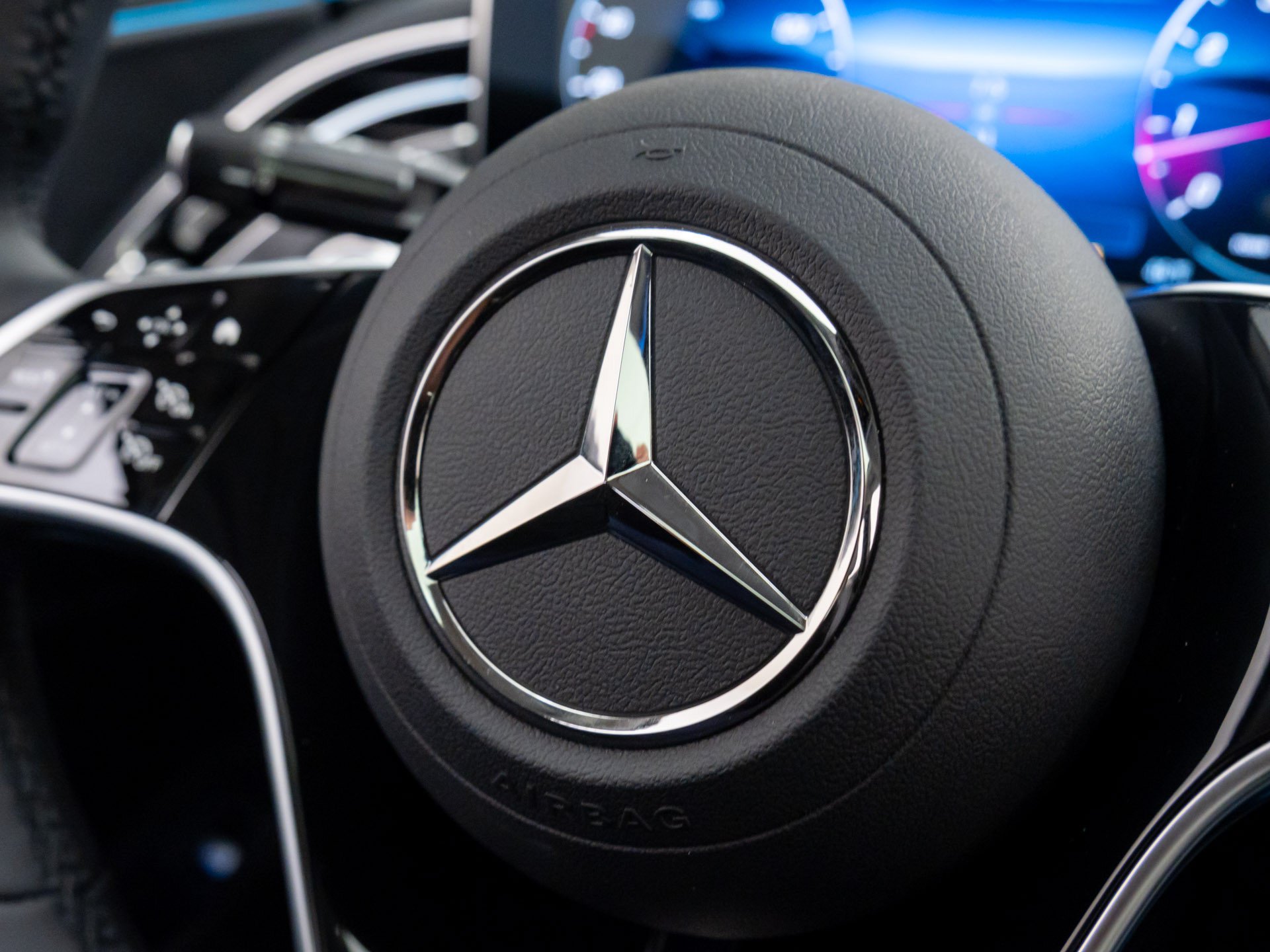New 2026 White Mercedes-Benz E 350 image 27