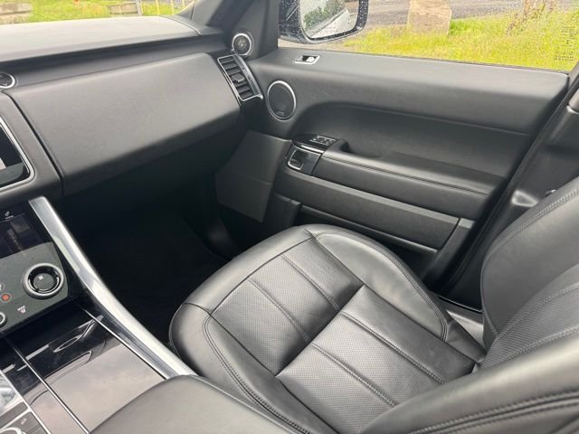 Used 2022 Silver Land Rover HSE Silver Edition image 12
