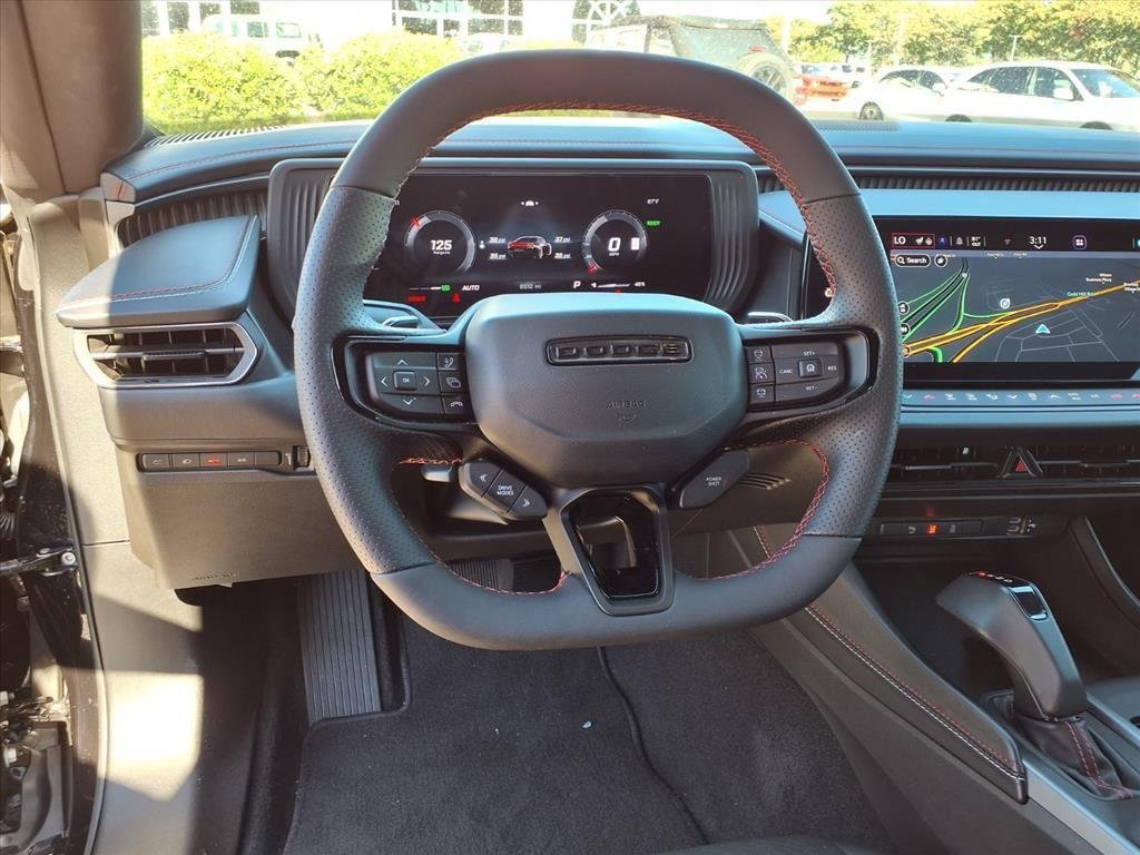 Used 2025 Diamond Black Crystal Pearlcoat Dodge R/T image 23