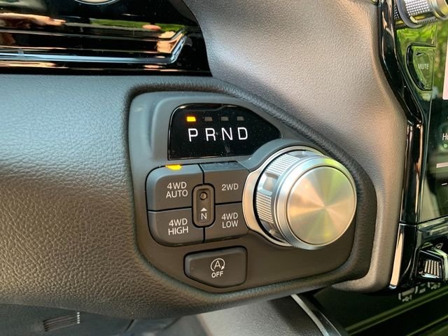 2026 RAM 1500 Laramie - Photo 17