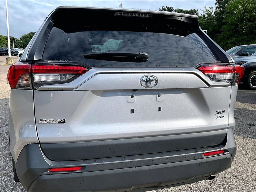 Used 2025 Silver Toyota XLE image 10
