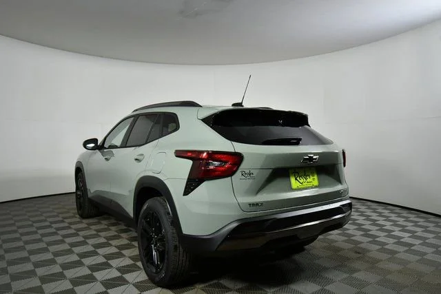 2026 Chevrolet Trax Activ - Photo 13