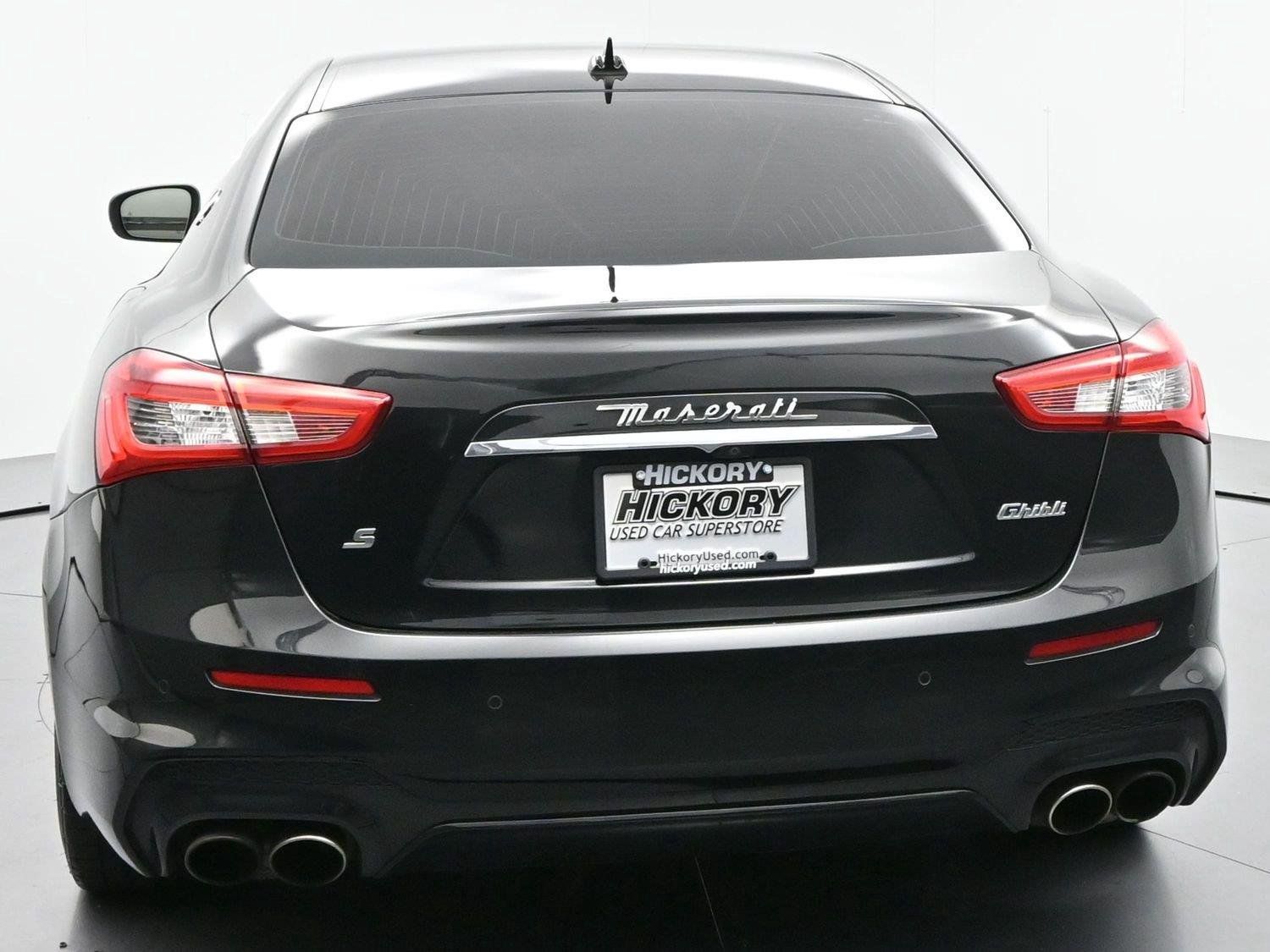 Used 2018 Nero Maserati S GranSport image 6