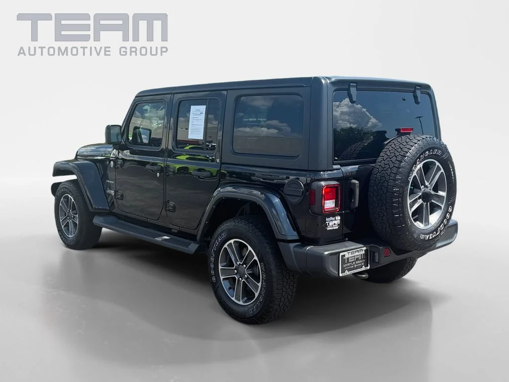 Used 2023 Black Jeep Sahara image 5