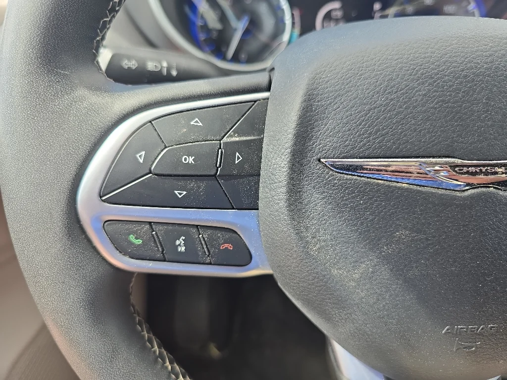 Used 2024 Silver Chrysler Touring L image 15
