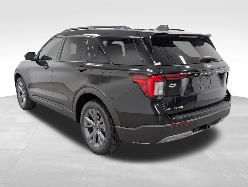 New 2026 Agate Black Metallic Ford Active image 22