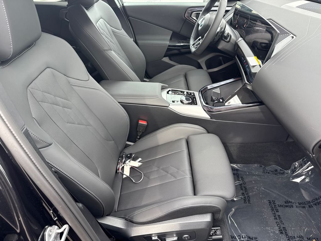 New 2026 Black Sapphire Metallic BMW 30 xDrive image 13