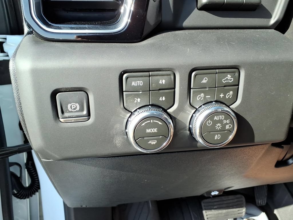 New 2026 Glacier White Tricoat GMC Denali Ultimate image 23