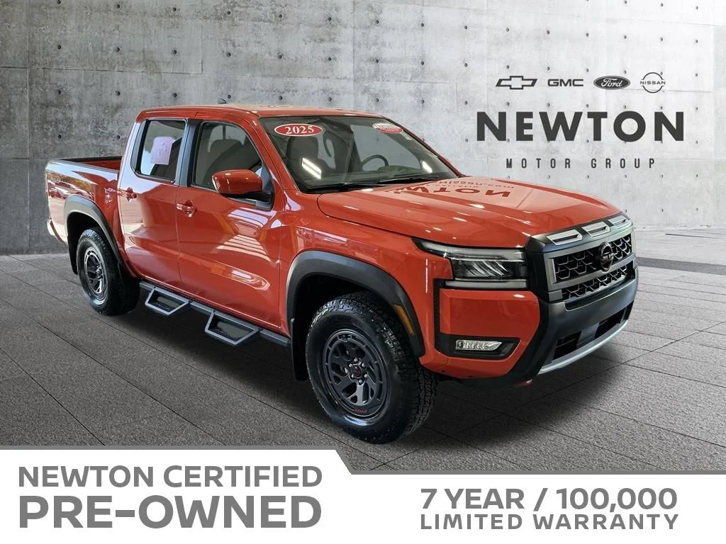 2025 Nissan Frontier PRO-4X Crew Cab 4X4's photo