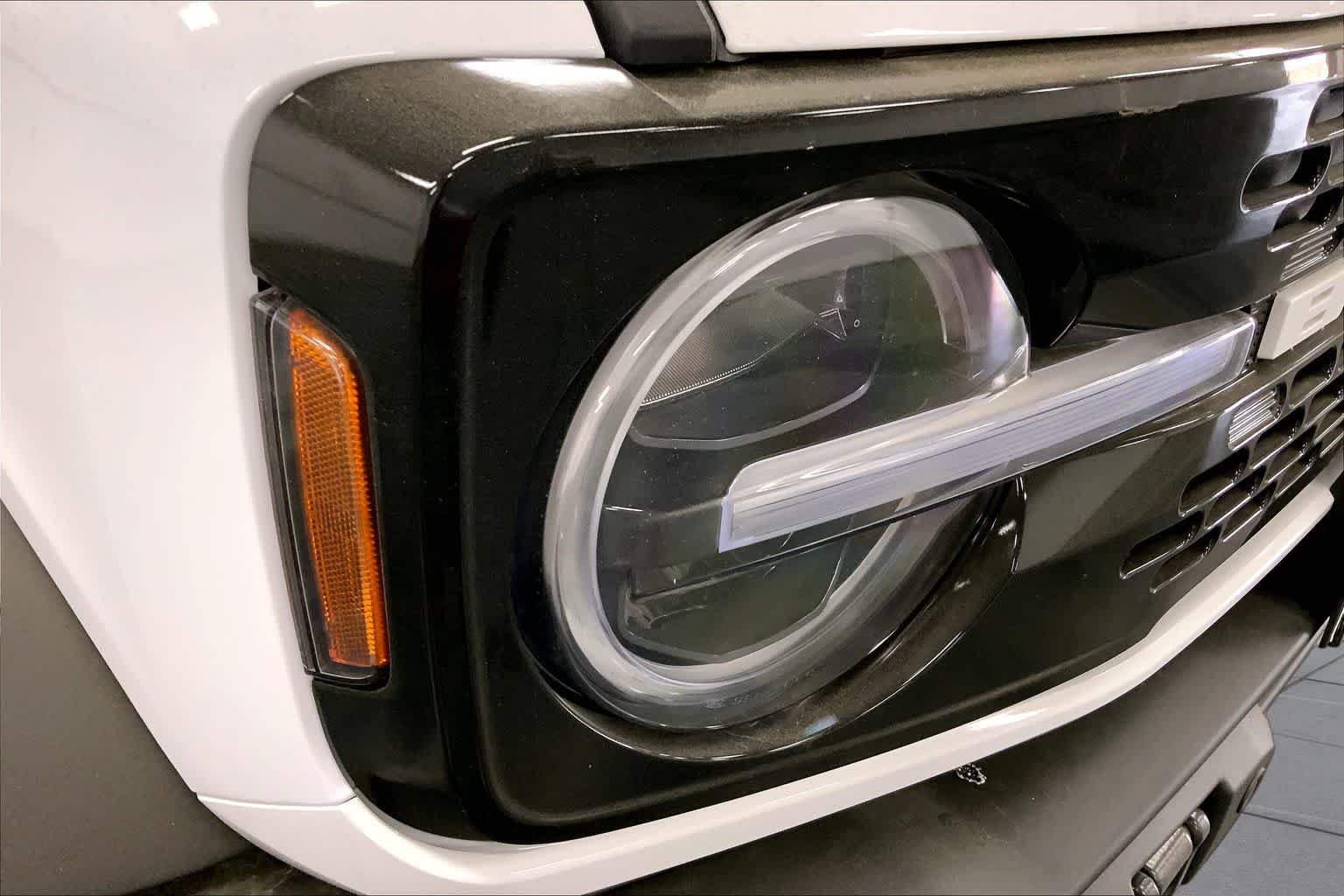 New 2026 Oxford White Ford Badlands® image 13