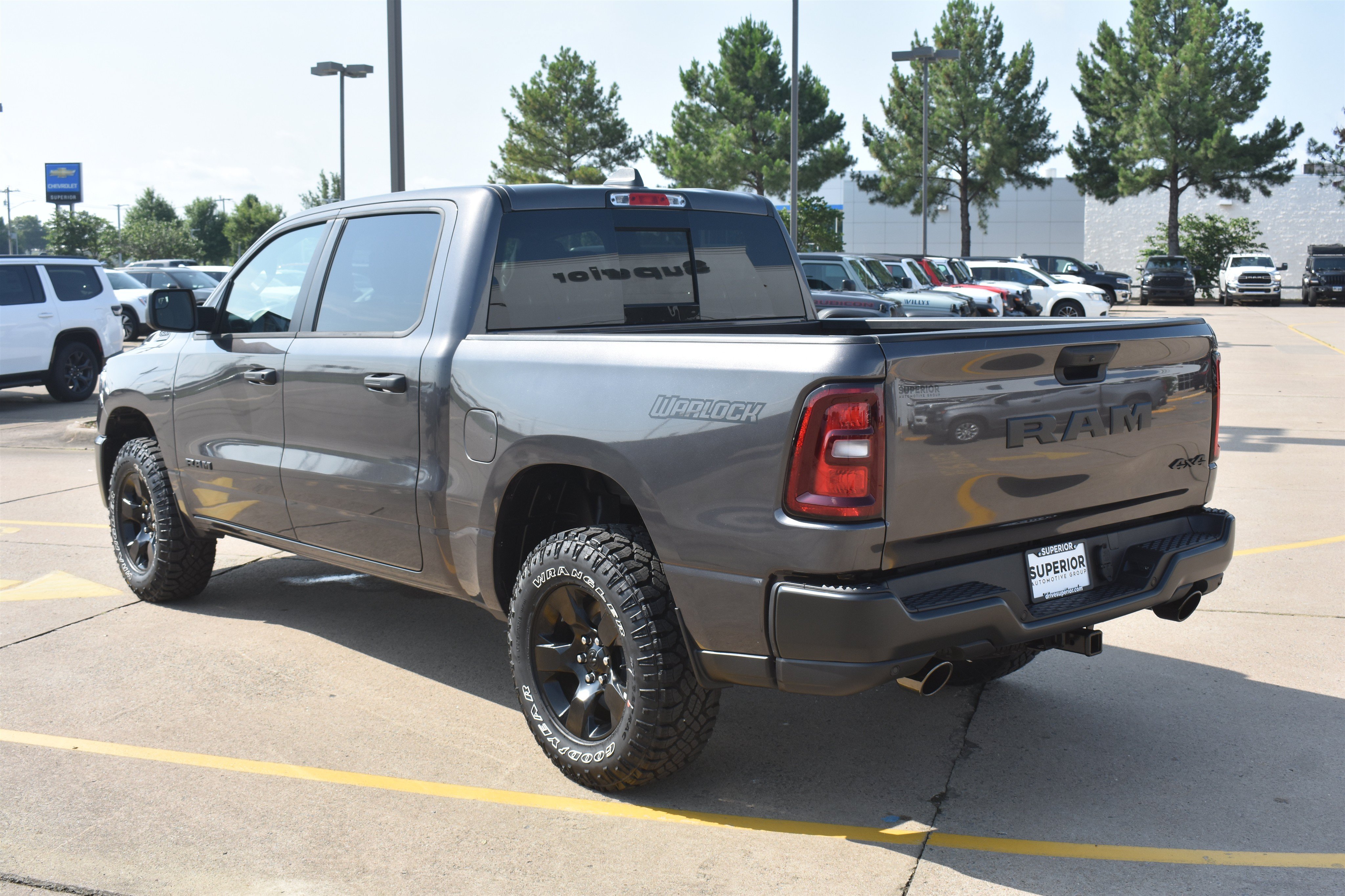 New 2026 Granite Crystal Metallic Clear-Coat Exterior Paint RAM Warlock image 8
