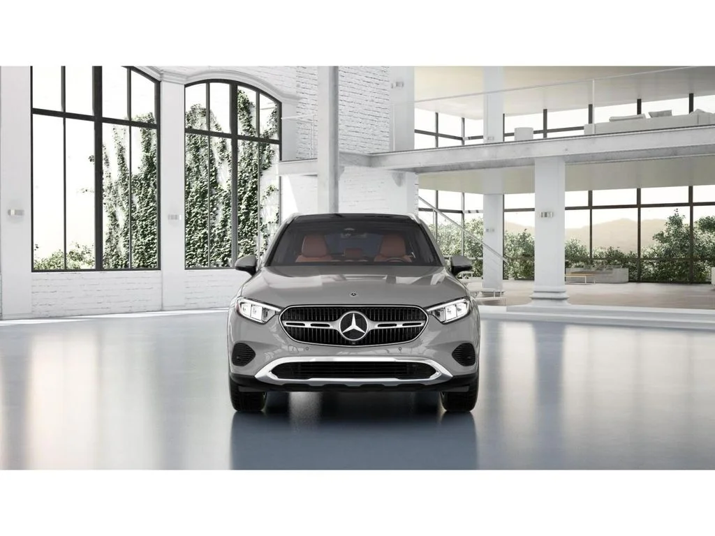 New 2027 White Mercedes-Benz GLC 300 image 41
