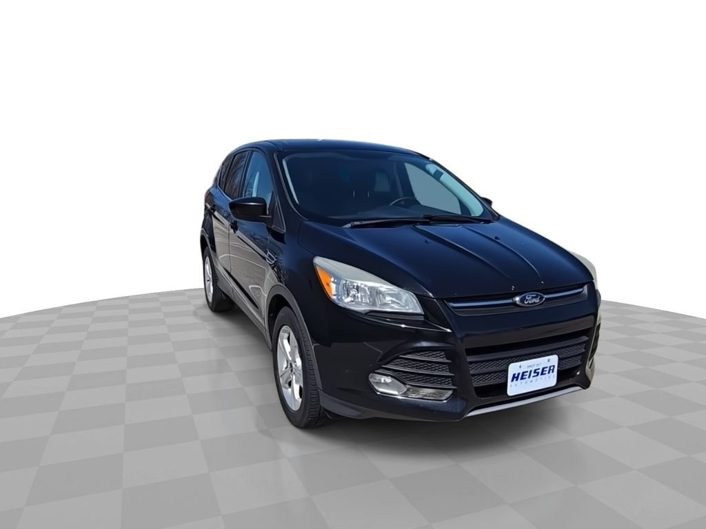 Used 2014 Ford Escape SE with VIN 1FMCU0GX2EUD08125 for sale in West Bend, WI