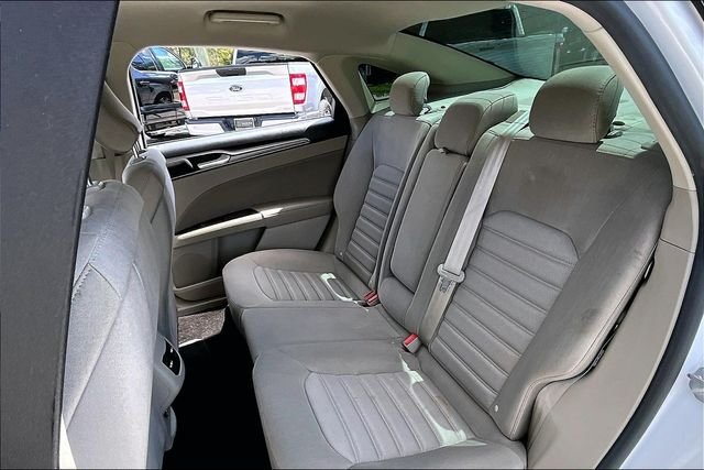 Used 2019 White Ford SE image 18