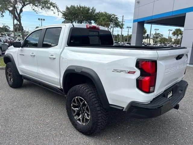 2024 Chevrolet Colorado ZR2 - Photo 7