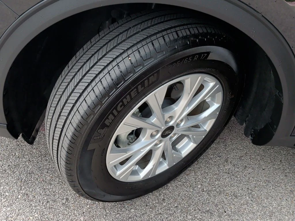 Used 2025 Black Ford Active image 39