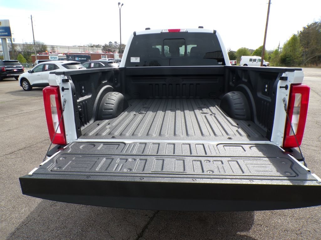 New 2026 Oxford White Ford F-250® XL image 9