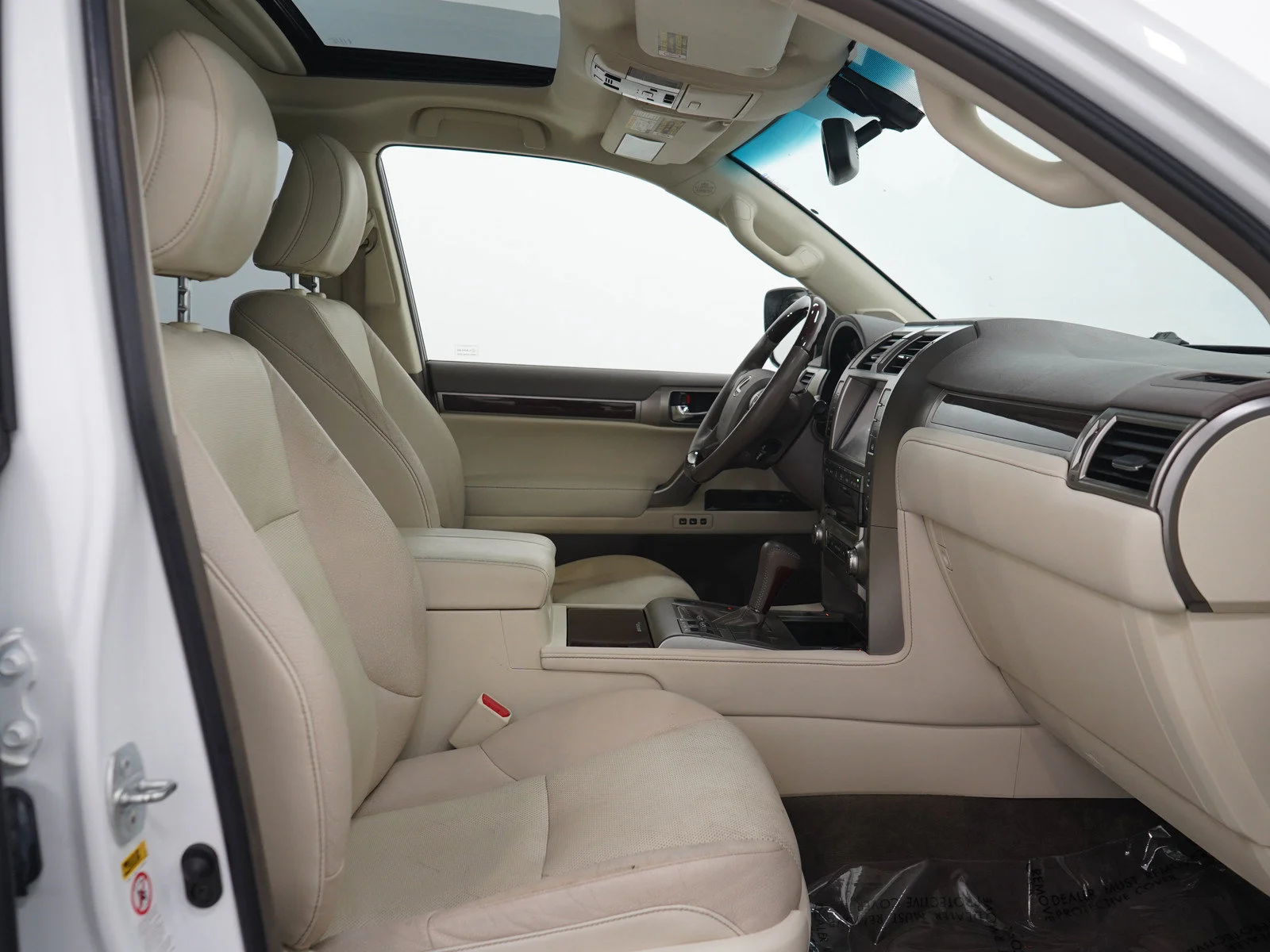 Used 2014 Starfire Pearl Lexus 4WD 4dr image 11