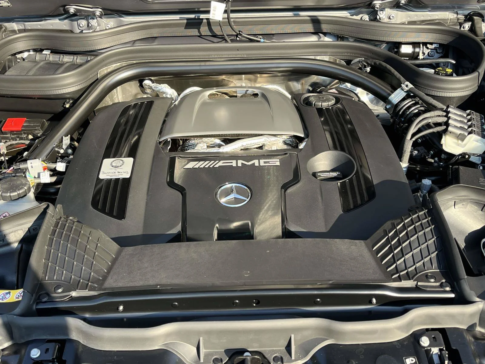 New 2027 MANUFAKTUR Platinum magno Mercedes-Benz AMG® G 63 SUV image 52