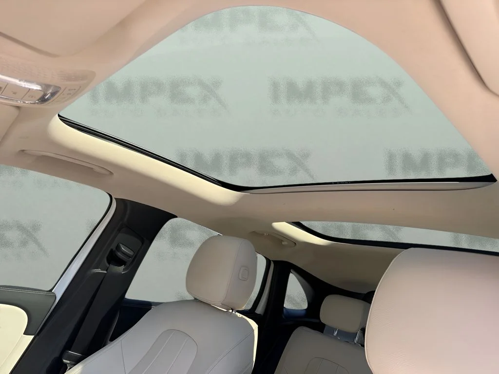Used 2022 White Mercedes-Benz GLA 250 image 11