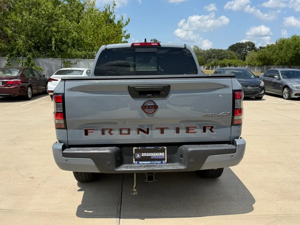 Used 2023 Boulder Gray Pearl Nissan PRO-4X image 5