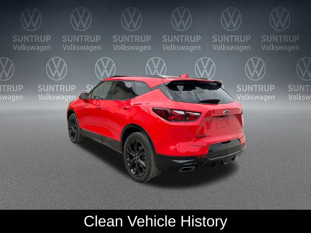 Used 2020 Red Chevrolet RS image 4
