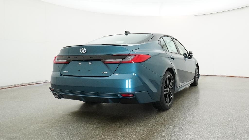 New 2026 Ocean Gem with Midnight Black Metallic roof Toyota XSE image 21