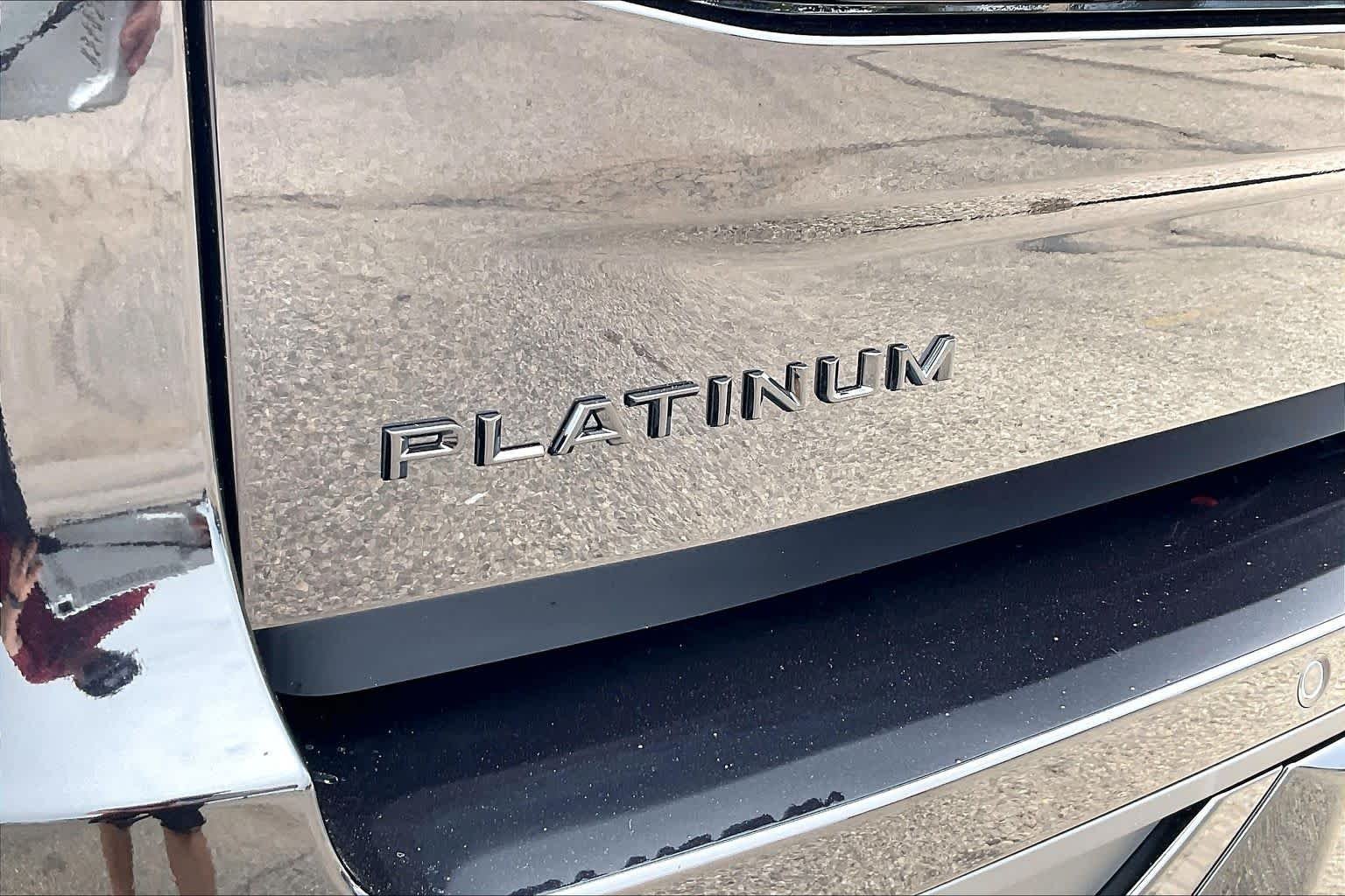 New 2026 Agate Black Metallic Ford MAX Platinum® image 15