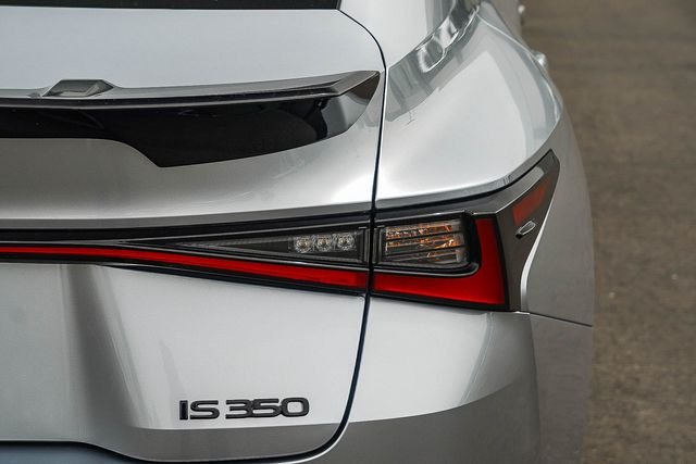 2026 Lexus IS 350 F SPORT - Photo 8
