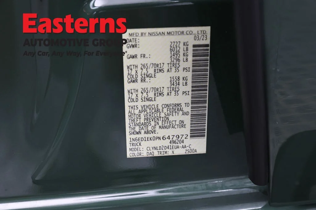 Used 2023 Green Nissan PRO-4X image 36