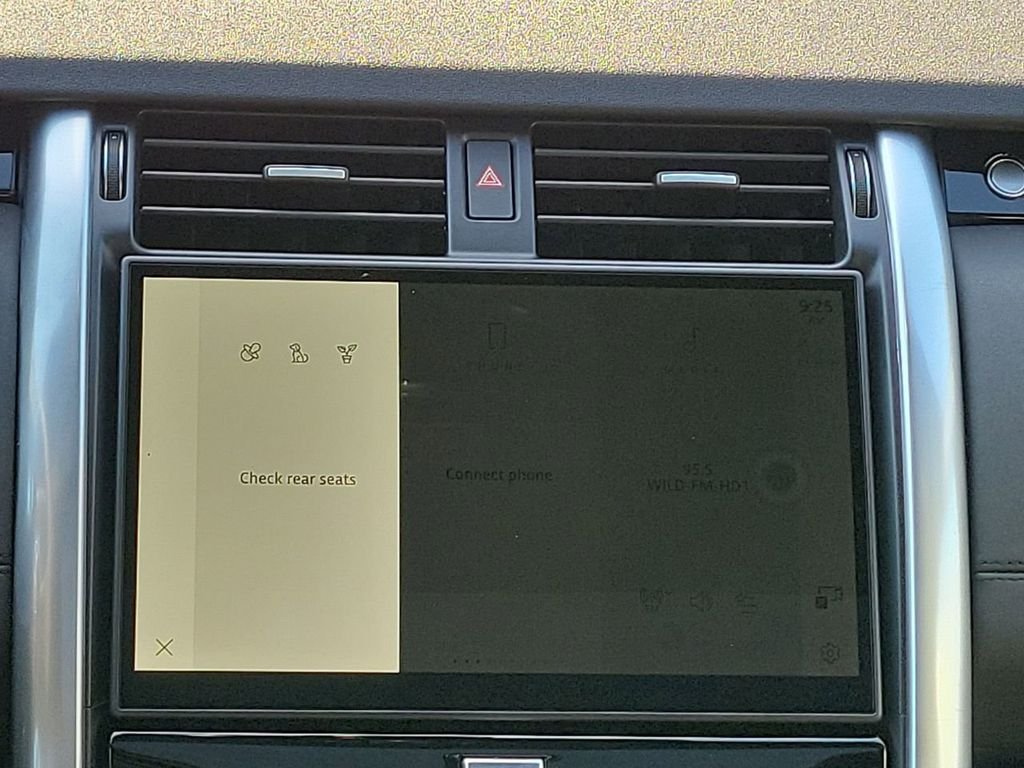 2025 Land Rover Discovery S - Photo 21