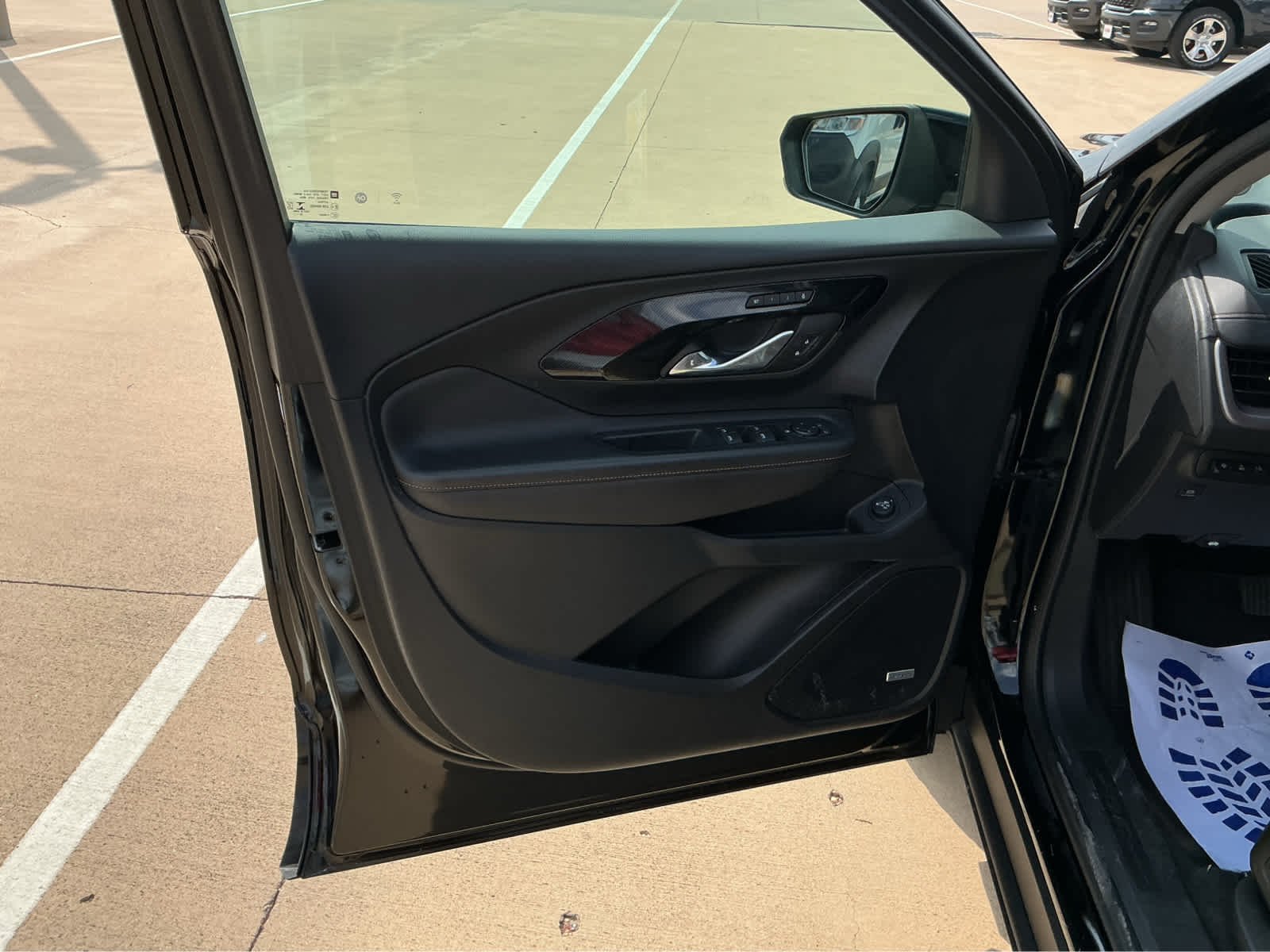 Used 2023 Ebony Twilight Metallic GMC AT4 image 14