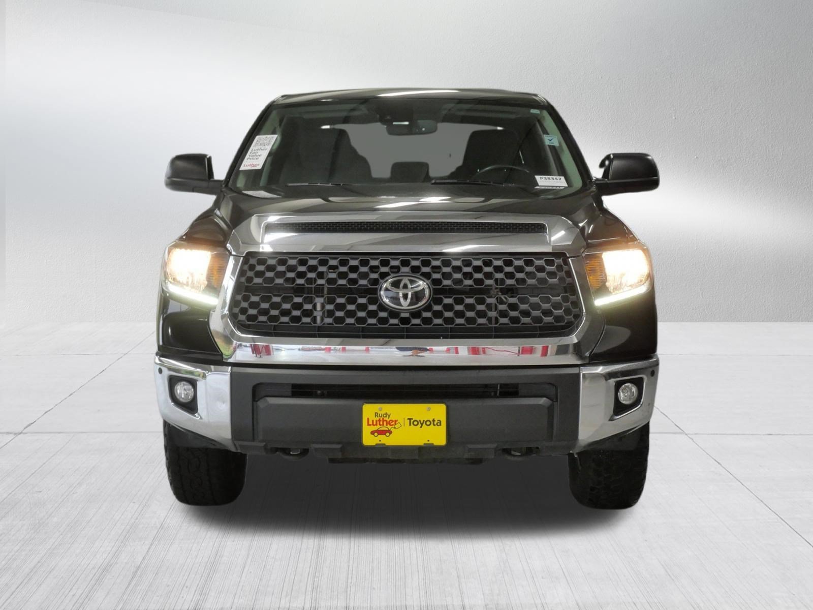 Certified Used 2020 Midnight Black Metallic Toyota SR5 image 2