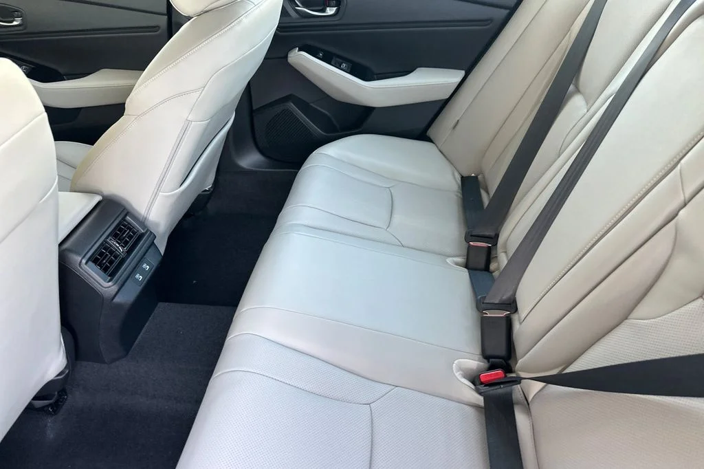 New 2026 Urban Gray Pearl Honda Touring image 13