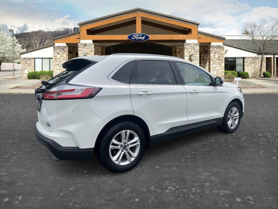 Used 2020 White Metallic Ford SEL image 5