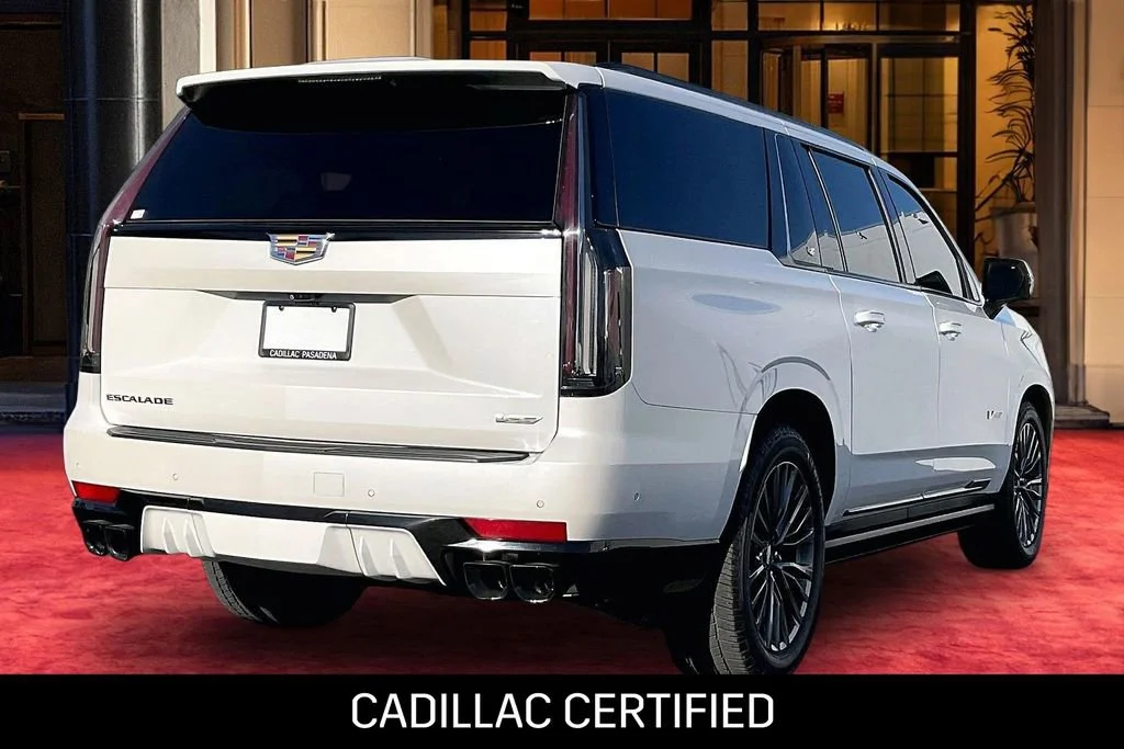 2024 Cadillac Escalade ESV V-Series - Photo 6