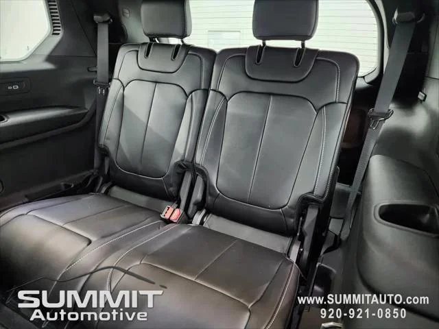 New 2025 Silver Zynith Exterior Paint Jeep Limited image 22