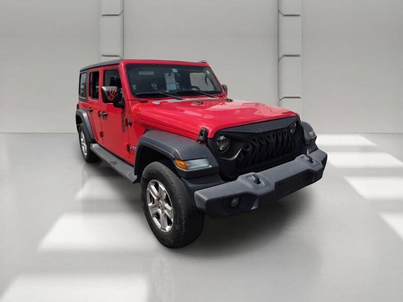 Used 2018 Red Clearcoat JEEP UNLIMITED SPORT S image 3