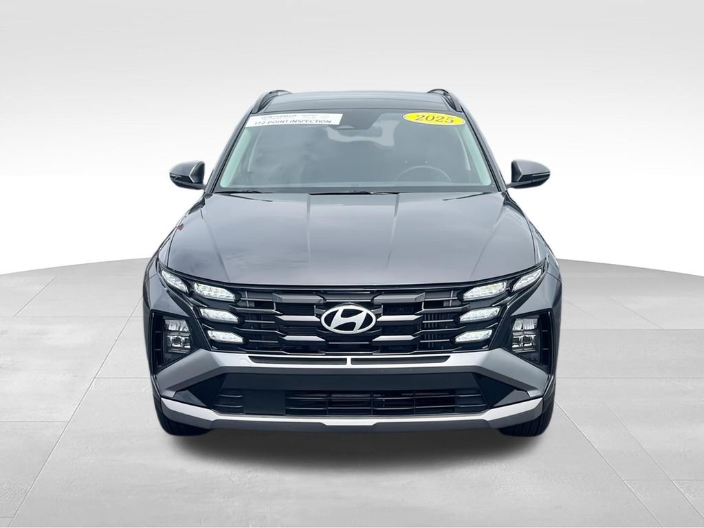 Certified Used 2025 Gray Hyundai SEL Convenience image 3