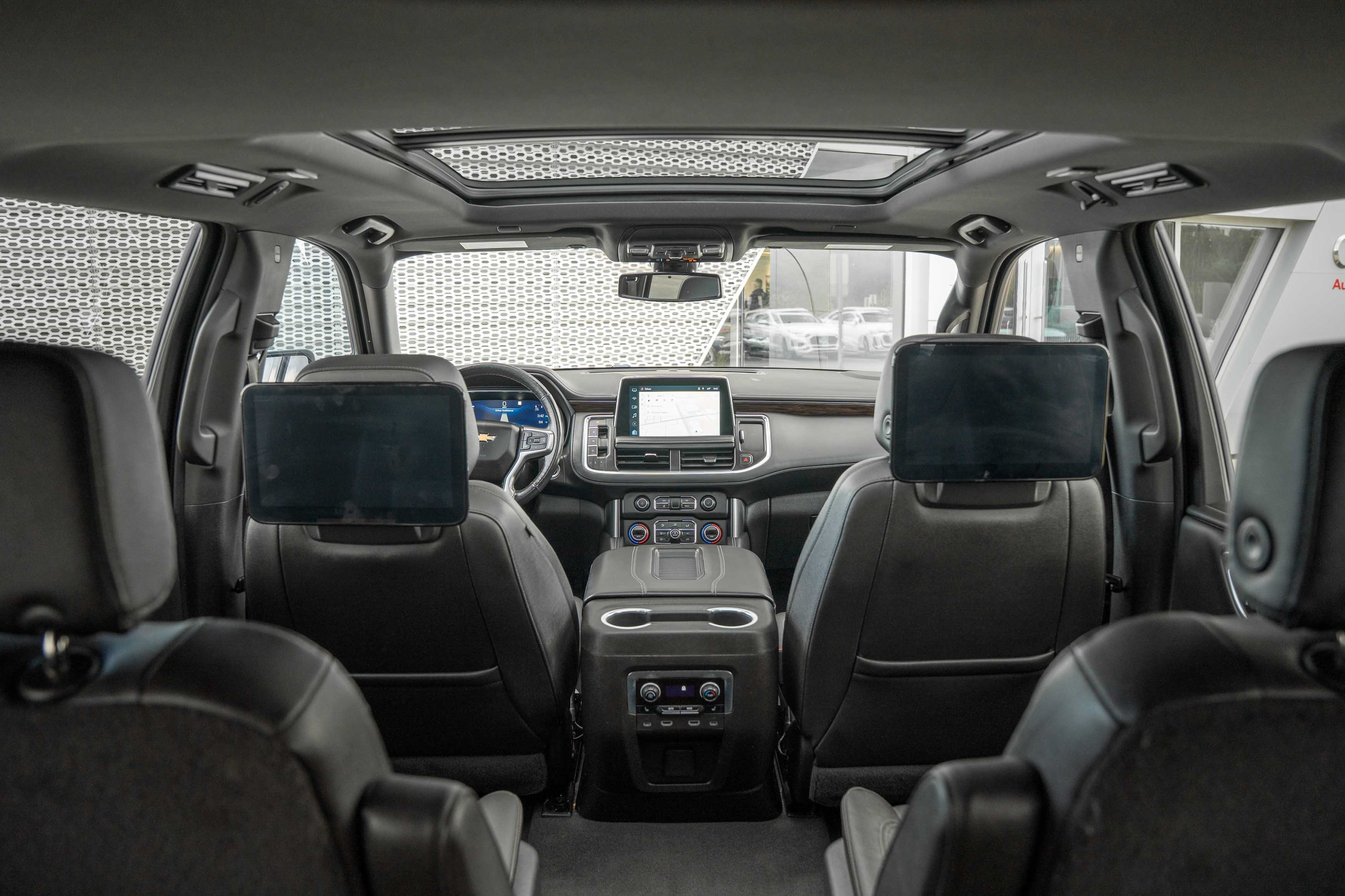 Used 2022 Iridescent Pearl Tricoat Chevrolet LT image 26