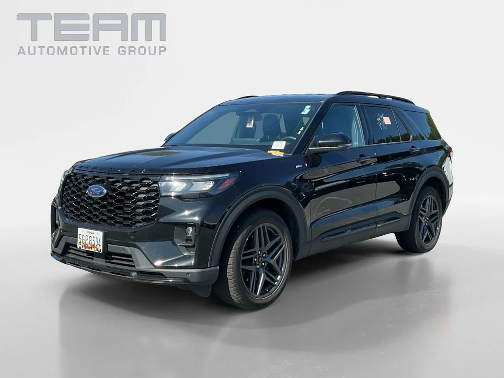 Used 2025 Black Ford ST-Line image 3