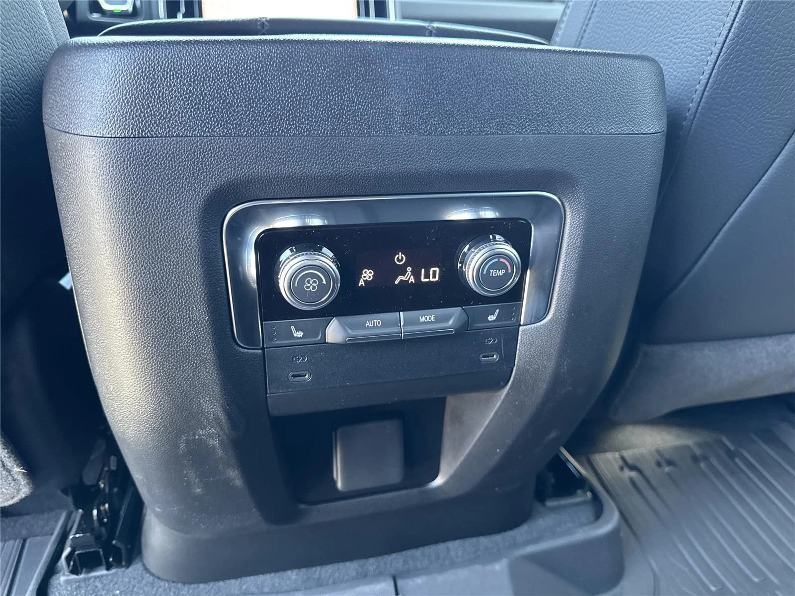 New 2026 Glacier White Tricoat GMC Denali image 33