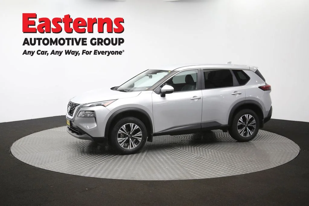 Used 2023 Silver Nissan SV image 119