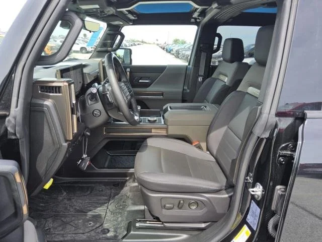 Used 2025 Void Black GMC 2X image 13