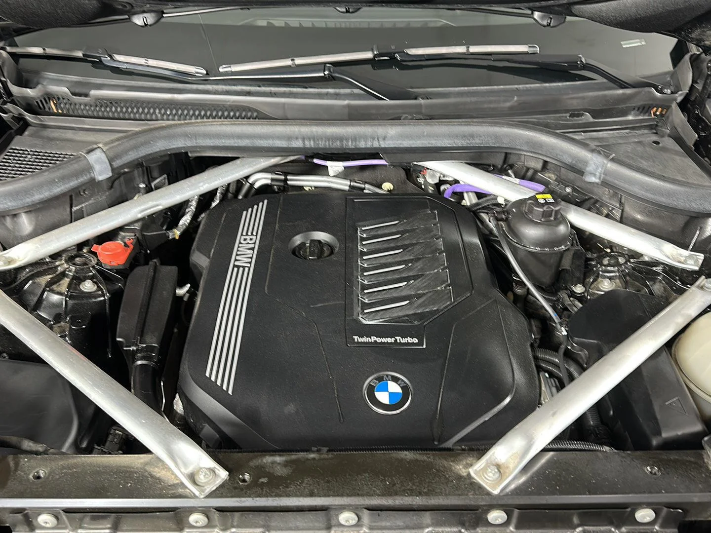 Used 2021 Jet Black BMW xDrive40i image 6